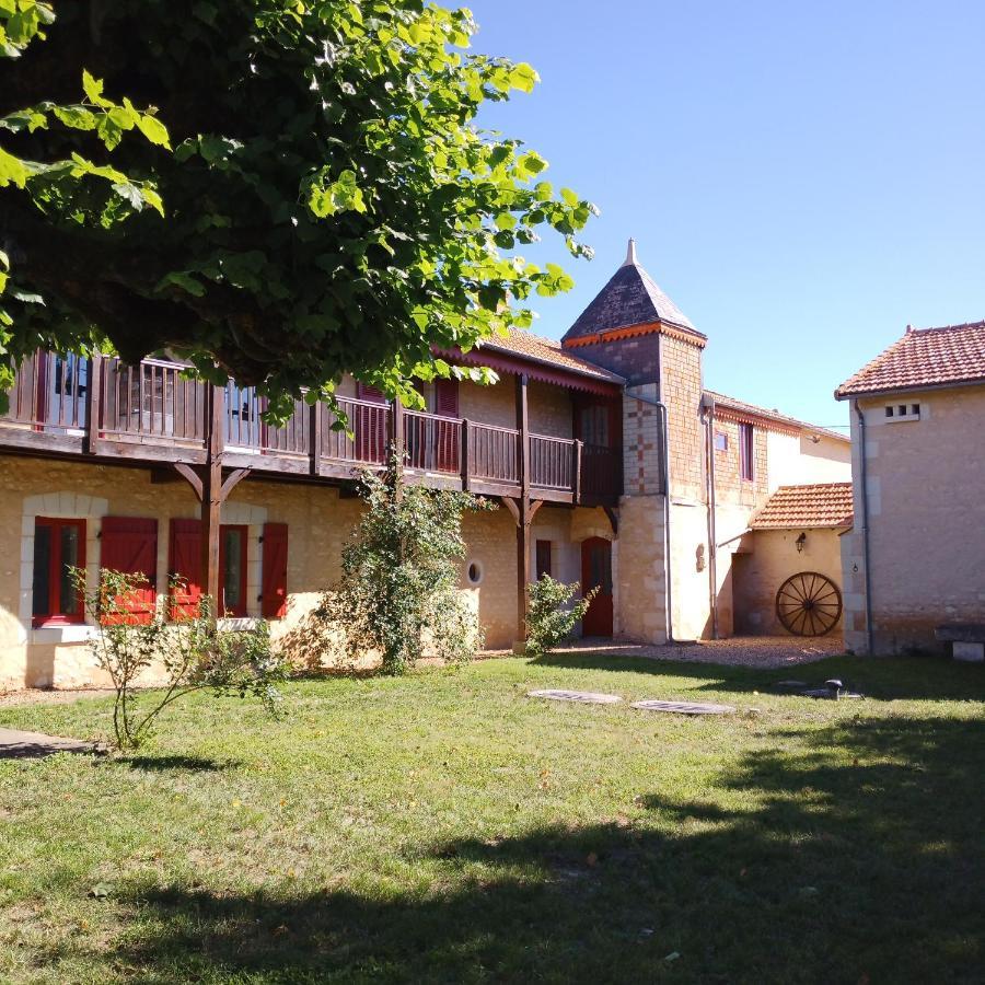 Vila Au Repos Des Elfes Braye-sous-Faye Exteriér fotografie